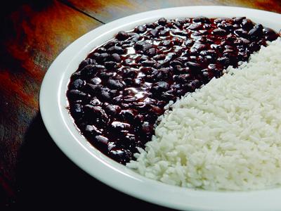 Un bon plat de Arroz&Feijao!